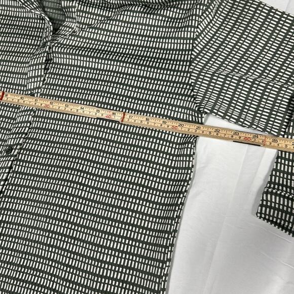 3rd + Malt Stretchy Button Up Green White Women’s Size Large Shirt Career Office - Picture 4 of 9